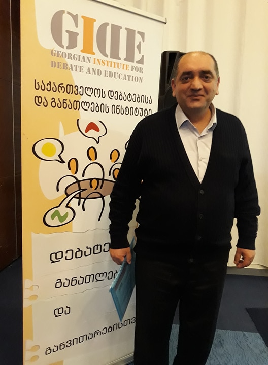 მათემატიკის კლუბის ხელბძღვანელი პაატა შიუკაშვილი
